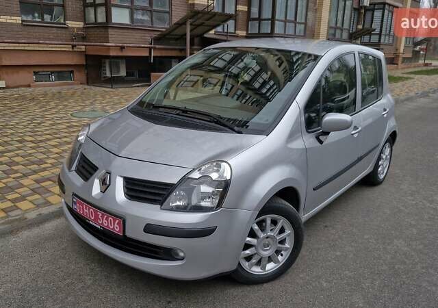 Серый Рено Сценик, объемом двигателя 1.6 л и пробегом 130 тыс. км за 6799 $, фото 1 на Automoto.ua