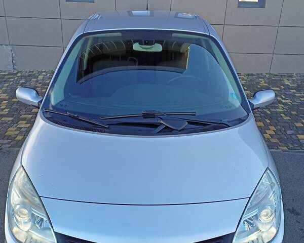 Сірий Рено Сценік, об'ємом двигуна 1.5 л та пробігом 303 тис. км за 5700 $, фото 1 на Automoto.ua