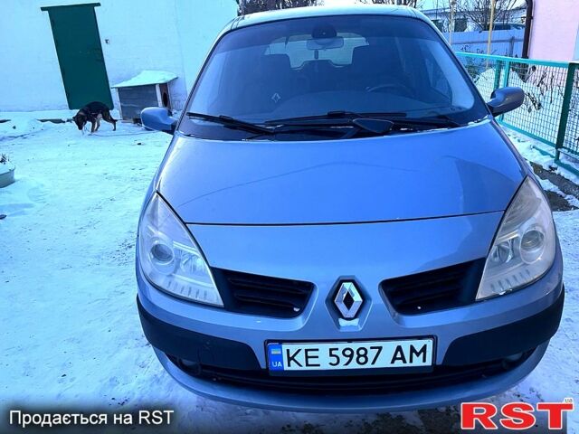 Серый Рено Сценик, объемом двигателя 1.6 л и пробегом 180 тыс. км за 5000 $, фото 1 на Automoto.ua