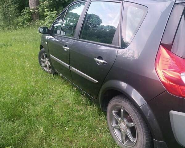 Сірий Рено Сценік, об'ємом двигуна 1.6 л та пробігом 206 тис. км за 5250 $, фото 1 на Automoto.ua