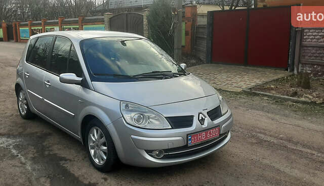 Серый Рено Сценик, объемом двигателя 1.6 л и пробегом 240 тыс. км за 5150 $, фото 1 на Automoto.ua