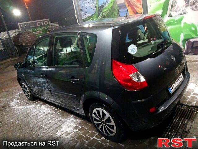 Серый Рено Сценик, объемом двигателя 1.6 л и пробегом 210 тыс. км за 5500 $, фото 1 на Automoto.ua