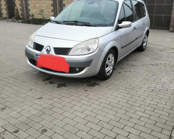 Серый Рено Сценик, объемом двигателя 1.6 л и пробегом 211 тыс. км за 6600 $, фото 1 на Automoto.ua