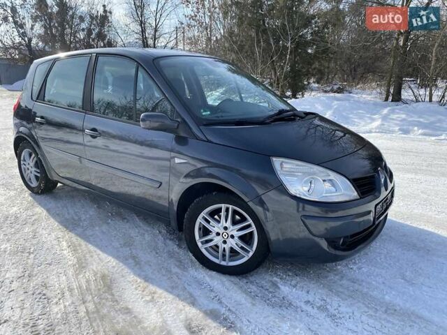 Серый Рено Сценик, объемом двигателя 1.6 л и пробегом 204 тыс. км за 5200 $, фото 1 на Automoto.ua