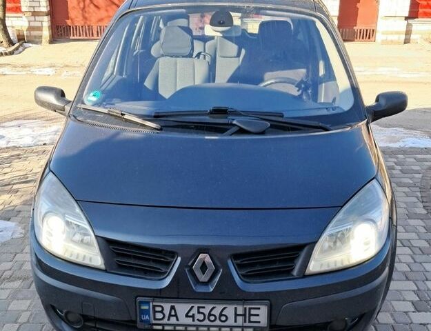 Сірий Рено Сценік, об'ємом двигуна 1.6 л та пробігом 227 тис. км за 5600 $, фото 1 на Automoto.ua