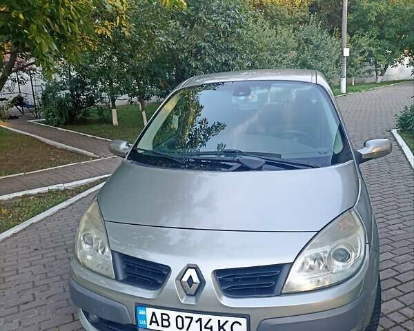 Серый Рено Сценик, объемом двигателя 2 л и пробегом 234 тыс. км за 6200 $, фото 1 на Automoto.ua