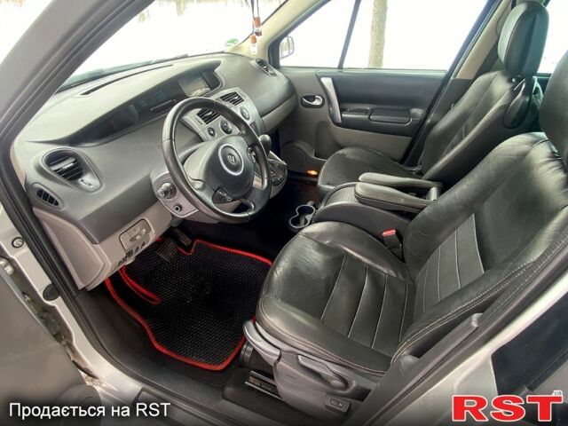 Серый Рено Сценик, объемом двигателя 2 л и пробегом 300 тыс. км за 3300 $, фото 1 на Automoto.ua