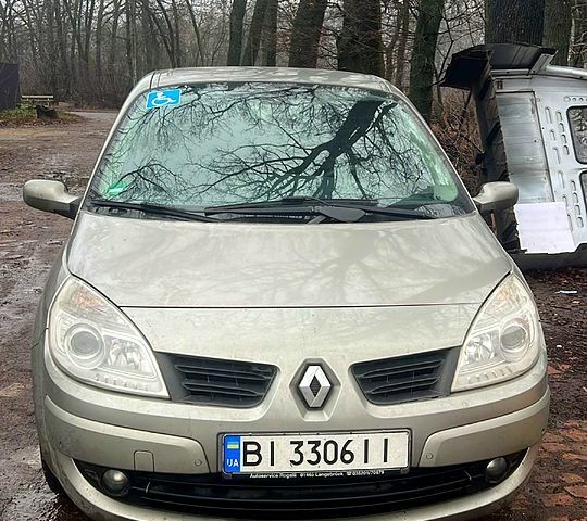 Серый Рено Сценик, объемом двигателя 1.6 л и пробегом 290 тыс. км за 5500 $, фото 1 на Automoto.ua