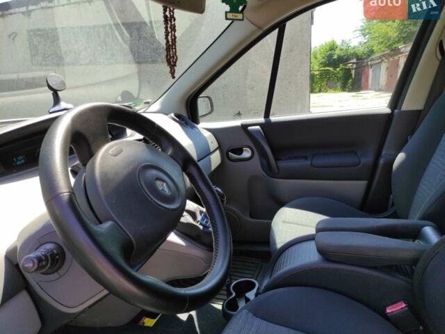 Сірий Рено Сценік, об'ємом двигуна 1.6 л та пробігом 172 тис. км за 6800 $, фото 1 на Automoto.ua