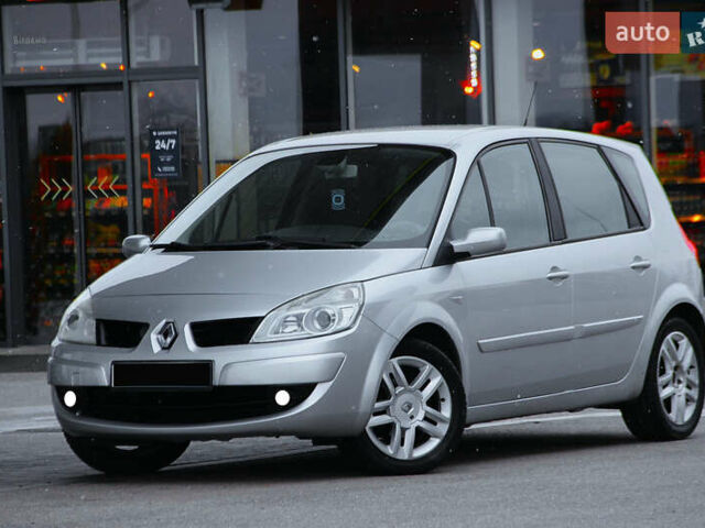Серый Рено Сценик, объемом двигателя 1.6 л и пробегом 147 тыс. км за 6700 $, фото 1 на Automoto.ua