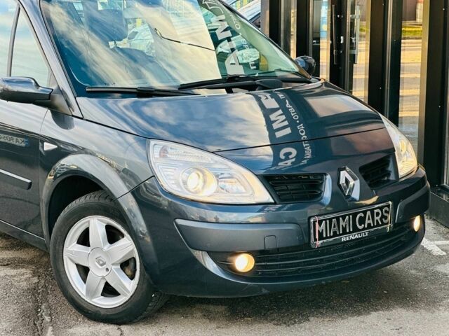 Сірий Рено Сценік, об'ємом двигуна 1.6 л та пробігом 155 тис. км за 6399 $, фото 1 на Automoto.ua