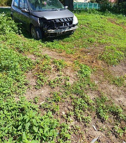 Серый Рено Сценик, объемом двигателя 1.5 л и пробегом 138 тыс. км за 3600 $, фото 1 на Automoto.ua