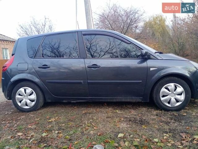 Серый Рено Сценик, объемом двигателя 1.5 л и пробегом 211 тыс. км за 4500 $, фото 1 на Automoto.ua