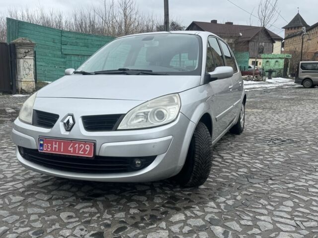 Серый Рено Сценик, объемом двигателя 1.6 л и пробегом 134 тыс. км за 4900 $, фото 1 на Automoto.ua