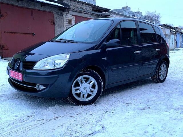 Серый Рено Сценик, объемом двигателя 2 л и пробегом 1360 тыс. км за 6200 $, фото 1 на Automoto.ua
