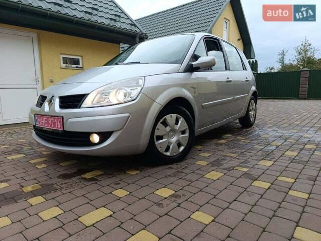 Серый Рено Сценик, объемом двигателя 1.6 л и пробегом 221 тыс. км за 5850 $, фото 1 на Automoto.ua