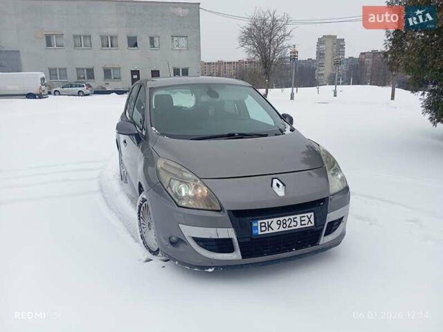 Сірий Рено Сценік, об'ємом двигуна 1.46 л та пробігом 266 тис. км за 5850 $, фото 1 на Automoto.ua