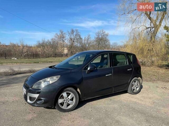 Сірий Рено Сценік, об'ємом двигуна 1.46 л та пробігом 273 тис. км за 5800 $, фото 1 на Automoto.ua