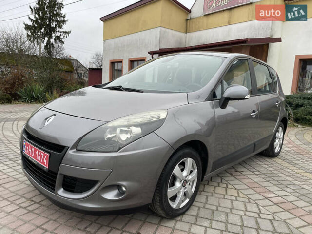 Сірий Рено Сценік, об'ємом двигуна 1.5 л та пробігом 268 тис. км за 6450 $, фото 1 на Automoto.ua