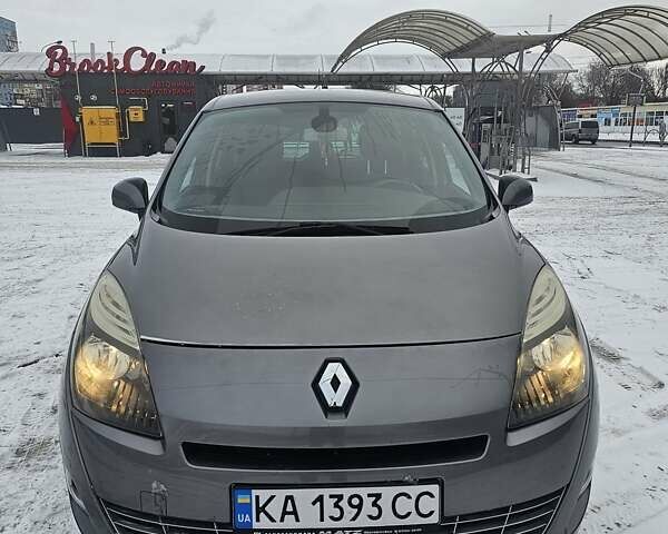 Серый Рено Сценик, объемом двигателя 1.4 л и пробегом 270 тыс. км за 6000 $, фото 1 на Automoto.ua