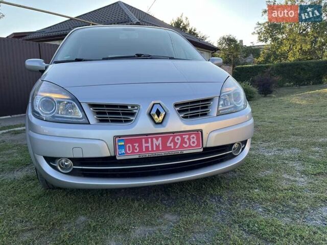 Серый Рено Сценик, объемом двигателя 0 л и пробегом 240 тыс. км за 6300 $, фото 1 на Automoto.ua
