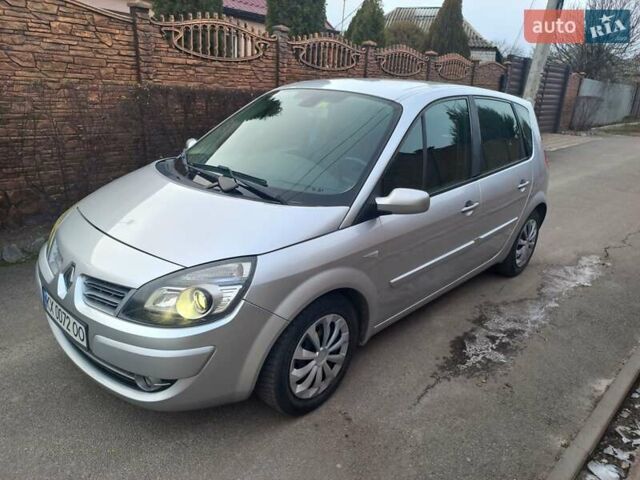 Серый Рено Сценик, объемом двигателя 2 л и пробегом 220 тыс. км за 5800 $, фото 1 на Automoto.ua