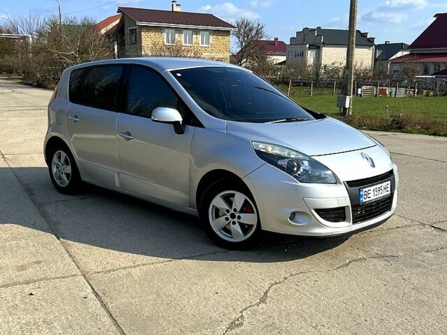Сірий Рено Сценік, об'ємом двигуна 1.9 л та пробігом 290 тис. км за 6500 $, фото 1 на Automoto.ua