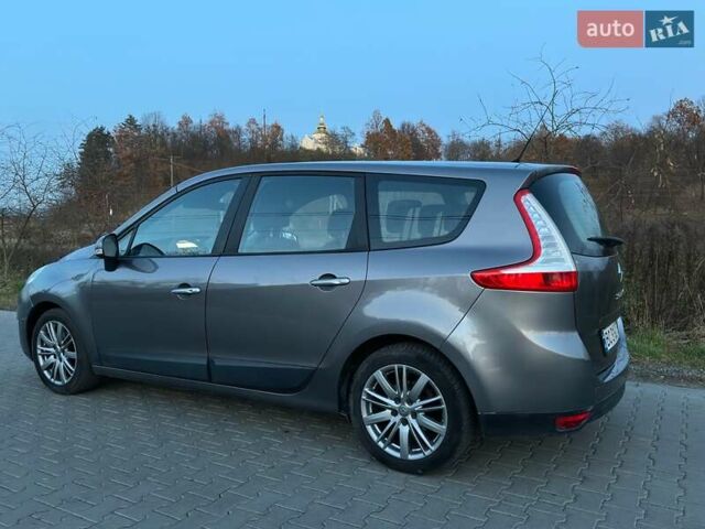Серый Рено Сценик, объемом двигателя 1.5 л и пробегом 241 тыс. км за 5950 $, фото 1 на Automoto.ua