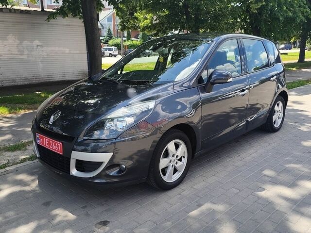 Сірий Рено Сценік, об'ємом двигуна 1.6 л та пробігом 235 тис. км за 7600 $, фото 1 на Automoto.ua
