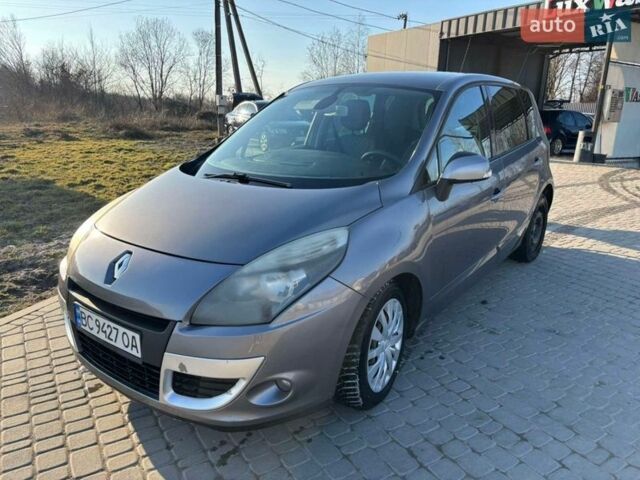 Серый Рено Сценик, объемом двигателя 1.5 л и пробегом 270 тыс. км за 6000 $, фото 1 на Automoto.ua