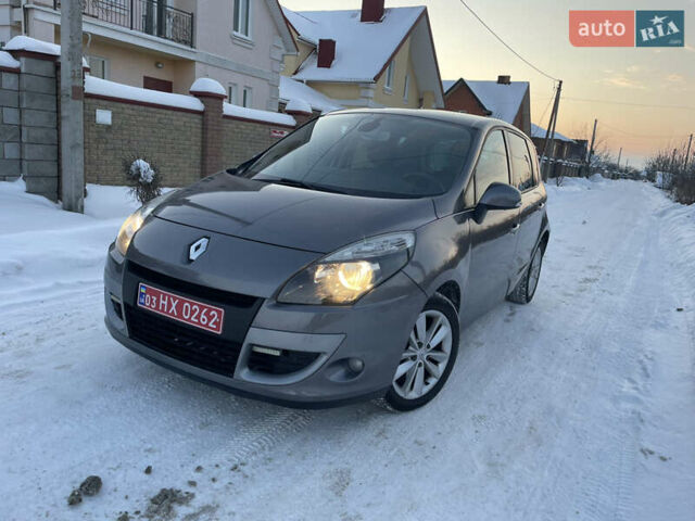 Серый Рено Сценик, объемом двигателя 1.6 л и пробегом 193 тыс. км за 7500 $, фото 1 на Automoto.ua