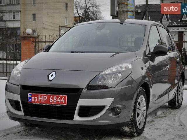 Сірий Рено Сценік, об'ємом двигуна 1.6 л та пробігом 214 тис. км за 7450 $, фото 1 на Automoto.ua