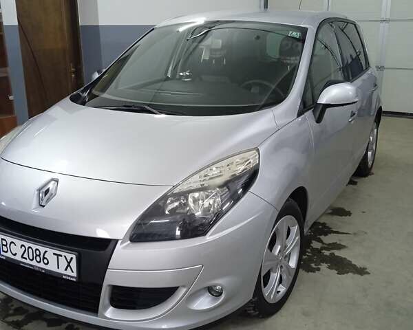 Сірий Рено Сценік, об'ємом двигуна 1.4 л та пробігом 220 тис. км за 7150 $, фото 1 на Automoto.ua