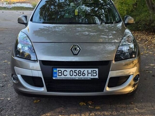 Сірий Рено Сценік, об'ємом двигуна 1.46 л та пробігом 220 тис. км за 7500 $, фото 1 на Automoto.ua