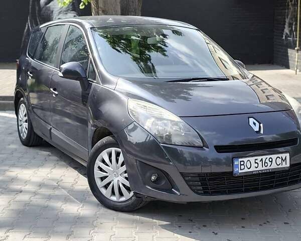 Сірий Рено Сценік, об'ємом двигуна 1.5 л та пробігом 295 тис. км за 6300 $, фото 1 на Automoto.ua