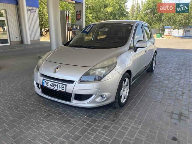 Сірий Рено Сценік, об'ємом двигуна 1.46 л та пробігом 256 тис. км за 7999 $, фото 1 на Automoto.ua