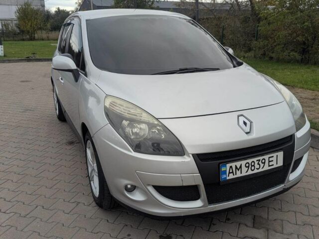 Серый Рено Сценик, объемом двигателя 1.5 л и пробегом 265 тыс. км за 6200 $, фото 1 на Automoto.ua