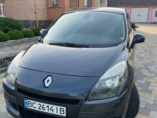 Сірий Рено Сценік, об'ємом двигуна 1.5 л та пробігом 207 тис. км за 5300 $, фото 1 на Automoto.ua
