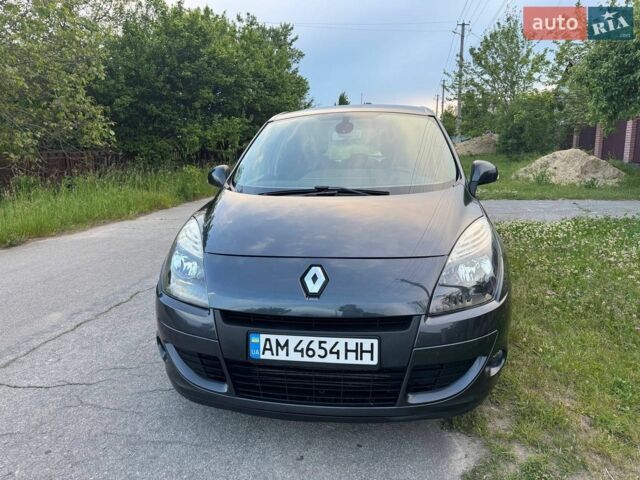 Сірий Рено Сценік, об'ємом двигуна 1.5 л та пробігом 287 тис. км за 6900 $, фото 1 на Automoto.ua