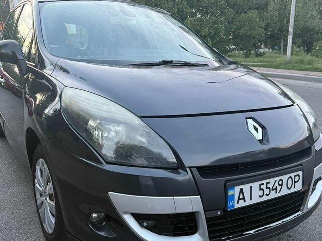 Сірий Рено Сценік, об'ємом двигуна 2 л та пробігом 220 тис. км за 7600 $, фото 1 на Automoto.ua