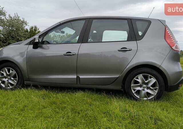 Сірий Рено Сценік, об'ємом двигуна 1.5 л та пробігом 292 тис. км за 7200 $, фото 1 на Automoto.ua