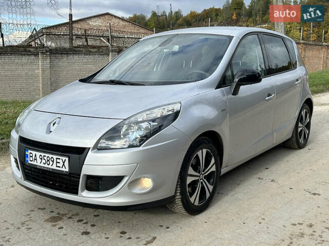 Сірий Рено Сценік, об'ємом двигуна 1.87 л та пробігом 253 тис. км за 7299 $, фото 1 на Automoto.ua