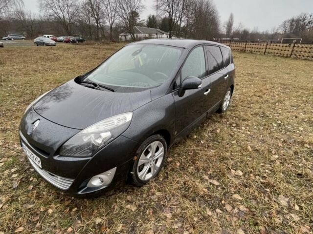 Сірий Рено Сценік, об'ємом двигуна 1.5 л та пробігом 266 тис. км за 7700 $, фото 1 на Automoto.ua
