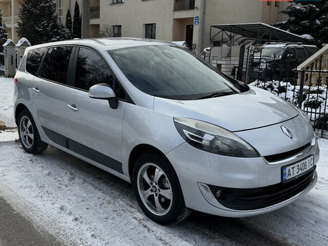 Сірий Рено Сценік, об'ємом двигуна 1.5 л та пробігом 270 тис. км за 8150 $, фото 1 на Automoto.ua