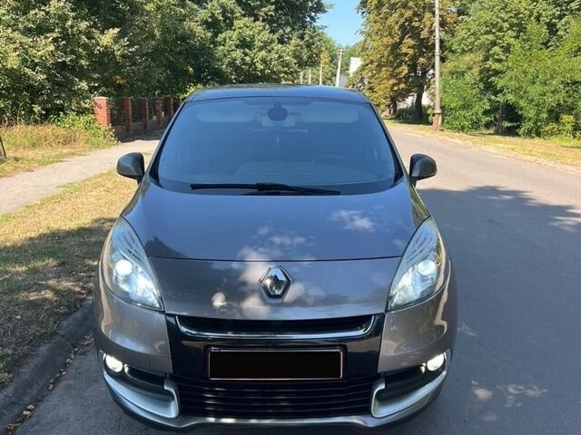 Сірий Рено Сценік, об'ємом двигуна 0 л та пробігом 287 тис. км за 6700 $, фото 1 на Automoto.ua