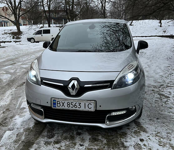 Серый Рено Сценик, объемом двигателя 1.6 л и пробегом 297 тыс. км за 7000 $, фото 1 на Automoto.ua