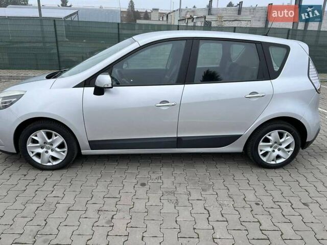 Серый Рено Сценик, объемом двигателя 1.5 л и пробегом 268 тыс. км за 7900 $, фото 1 на Automoto.ua