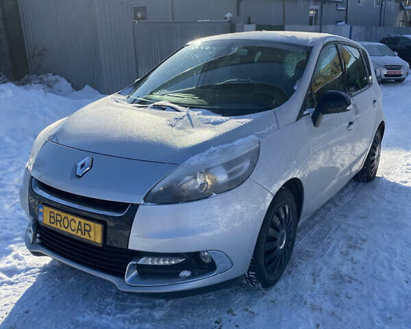 Сірий Рено Сценік, об'ємом двигуна 1.5 л та пробігом 222 тис. км за 7900 $, фото 1 на Automoto.ua