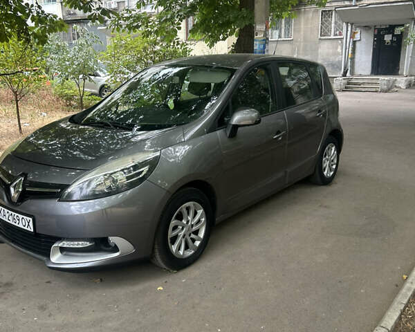 Сірий Рено Сценік, об'ємом двигуна 1.46 л та пробігом 275 тис. км за 7200 $, фото 1 на Automoto.ua
