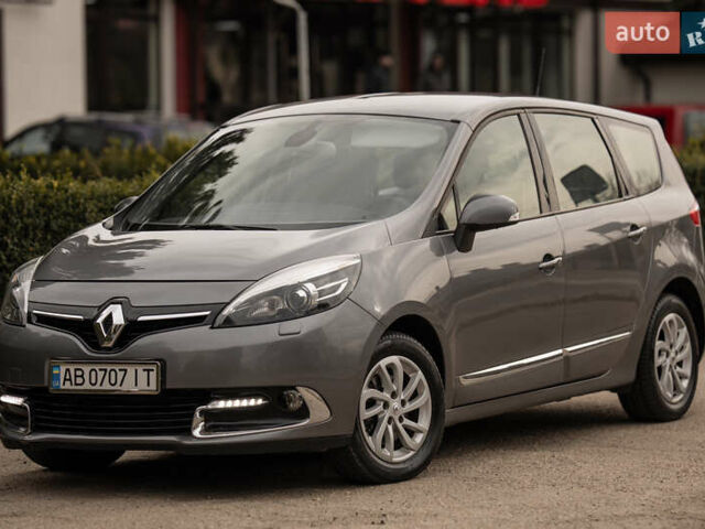 Серый Рено Сценик, объемом двигателя 1.5 л и пробегом 300 тыс. км за 8500 $, фото 1 на Automoto.ua